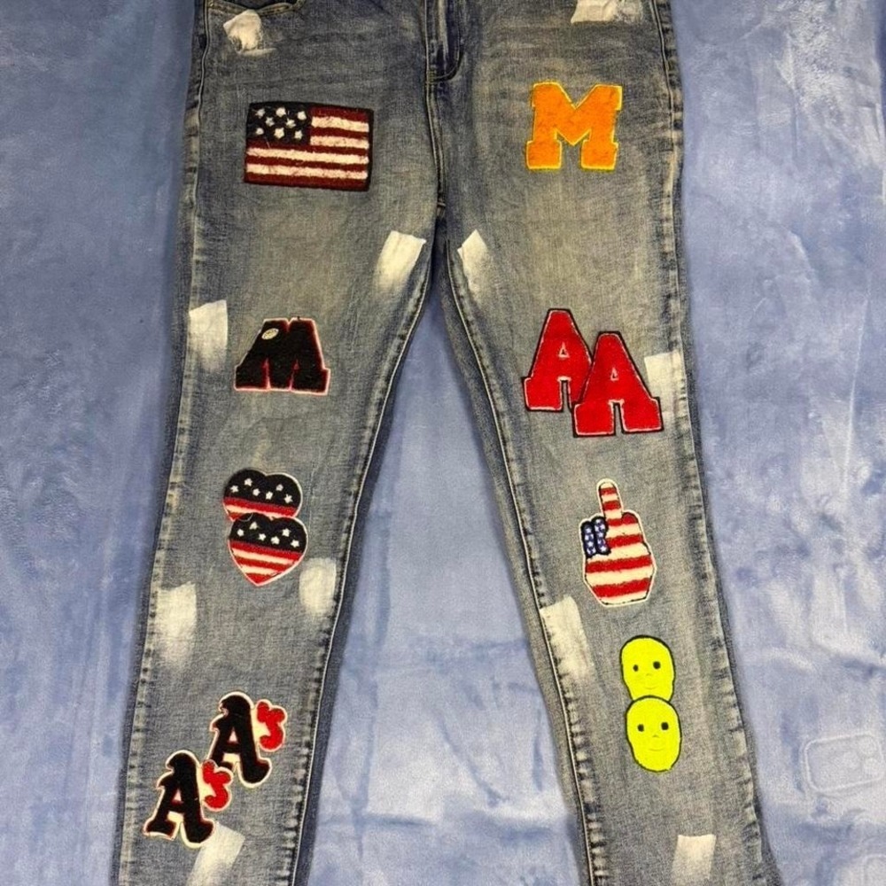 Customised blue jeans with patches men Size 38